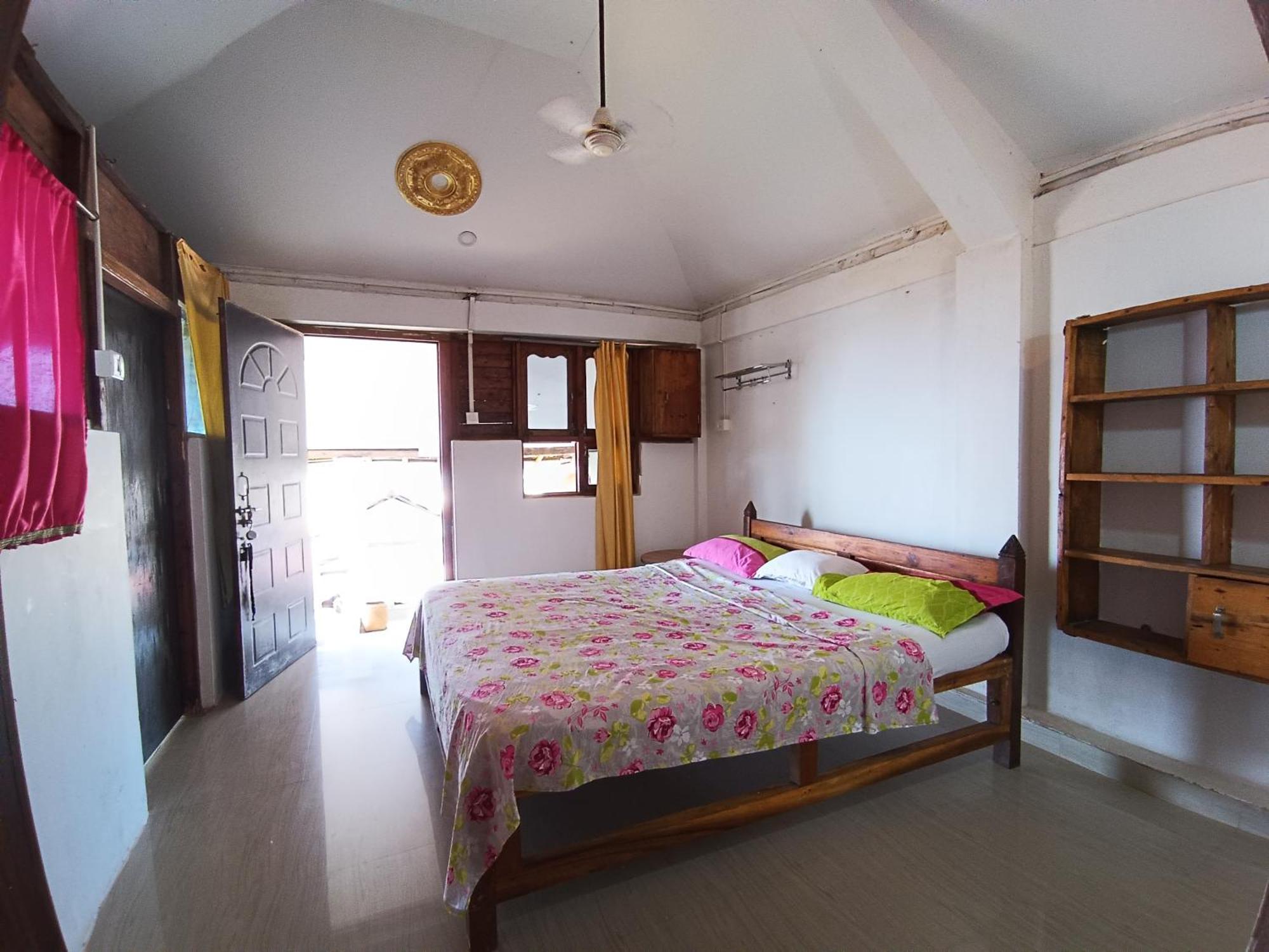 Monsoon Hotel Агонда Екстериор снимка